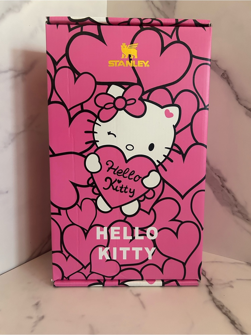 Stanley x Hello Kitty Pink Heart Quencher Tumbler Box Set - 40oz - Picture 5 of 5